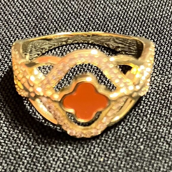 Stella Rose Fine Gold Plated Ring Size 7 Coral Clover Motif and CZ Accents - Picture 9 of 9